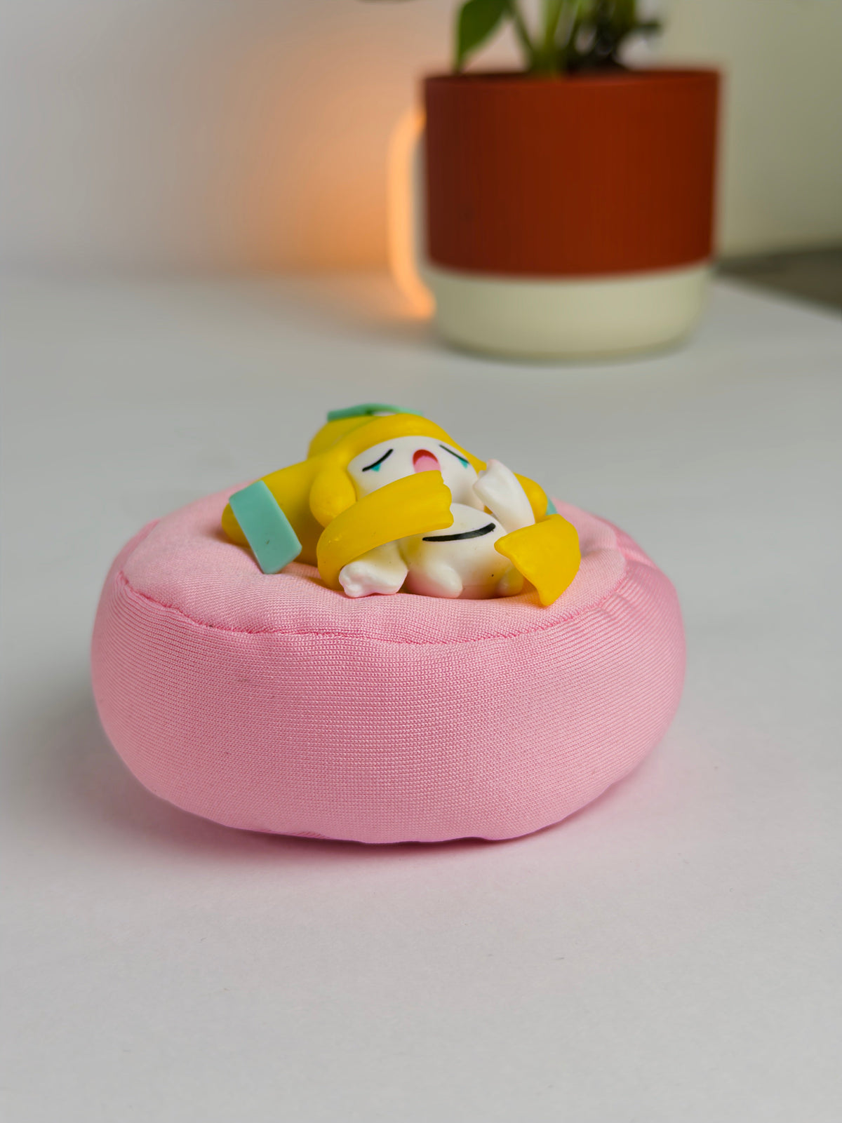 Sleeping Jirachi figure detail